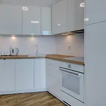 Lejlighed Aleda Tower, 14 Floor, Balkon