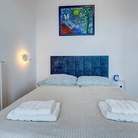 Aleda Tower, 14 Floor, Balkon Appartement