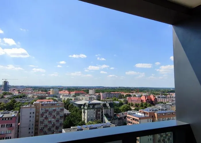 Aleda Tower, 14 Floor, Balkon Apartment *