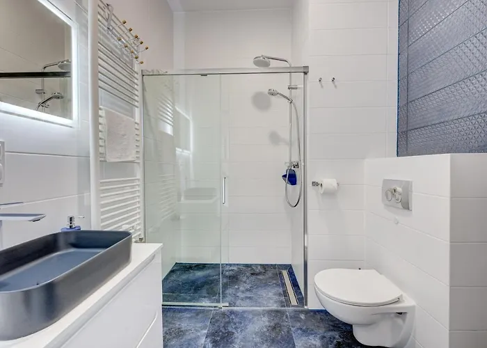 Aleda Tower, 14 Floor, Balkon *