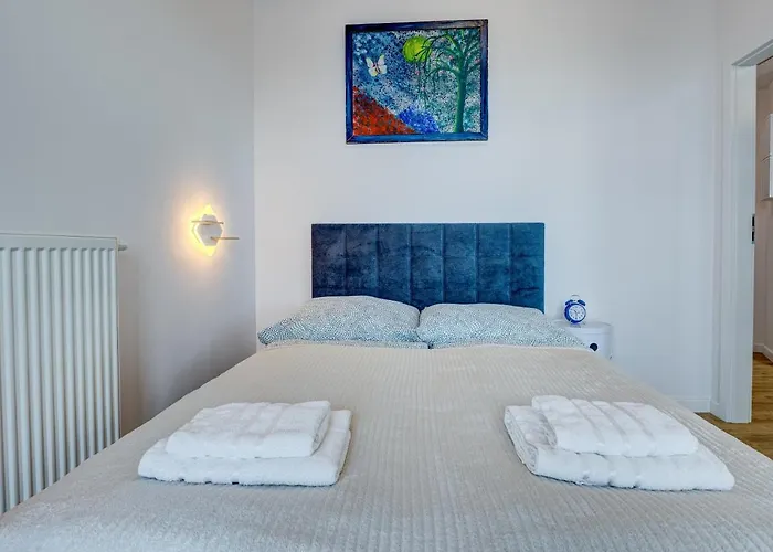 Aleda Tower, 14 Floor, Balkon Apartamento